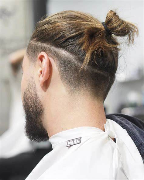 taper chignon homme|Man Bun : ce que vous devez savoir sur ce chignon masculin